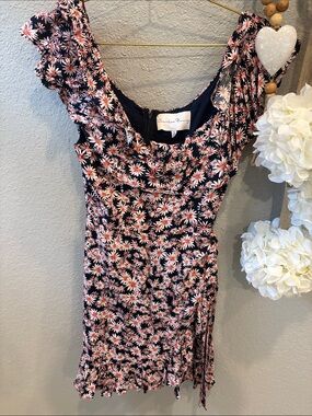Chandler Henry/nordstrom Floral Daisy Tie-Waist Dress